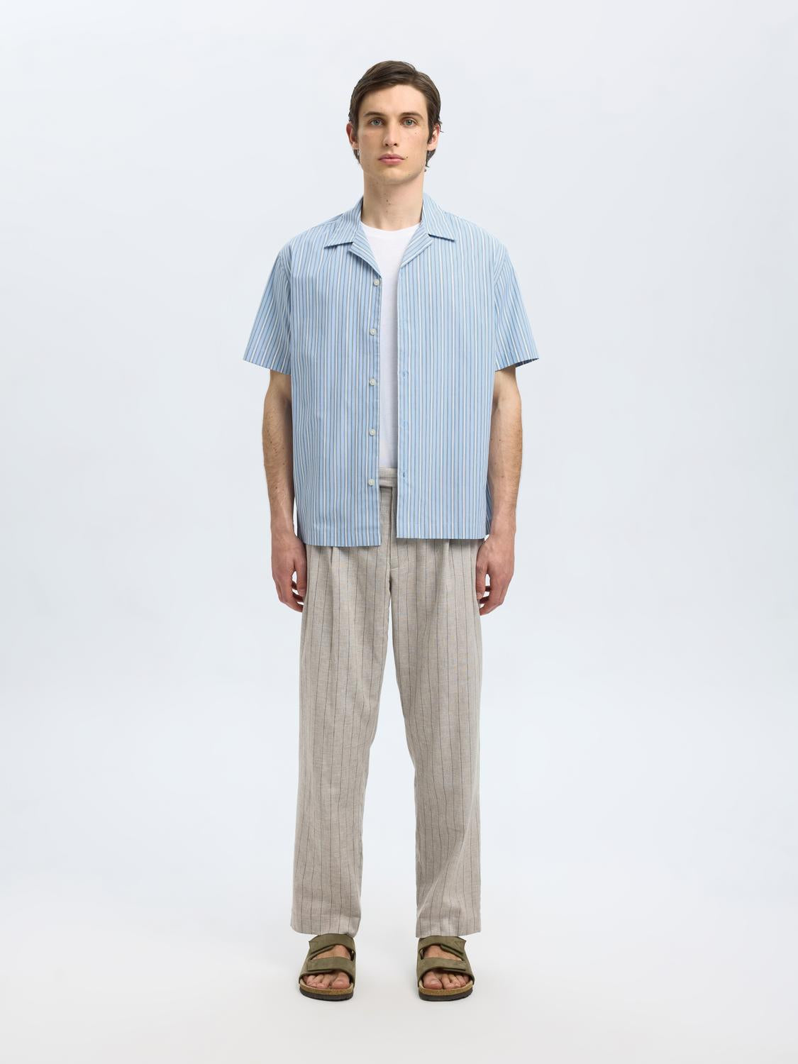 model_shot-front_full